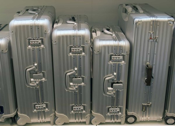 Valises XXL de la marque Delsey : 3 raisons de choisir ces bagages de qualité pour vos voyages